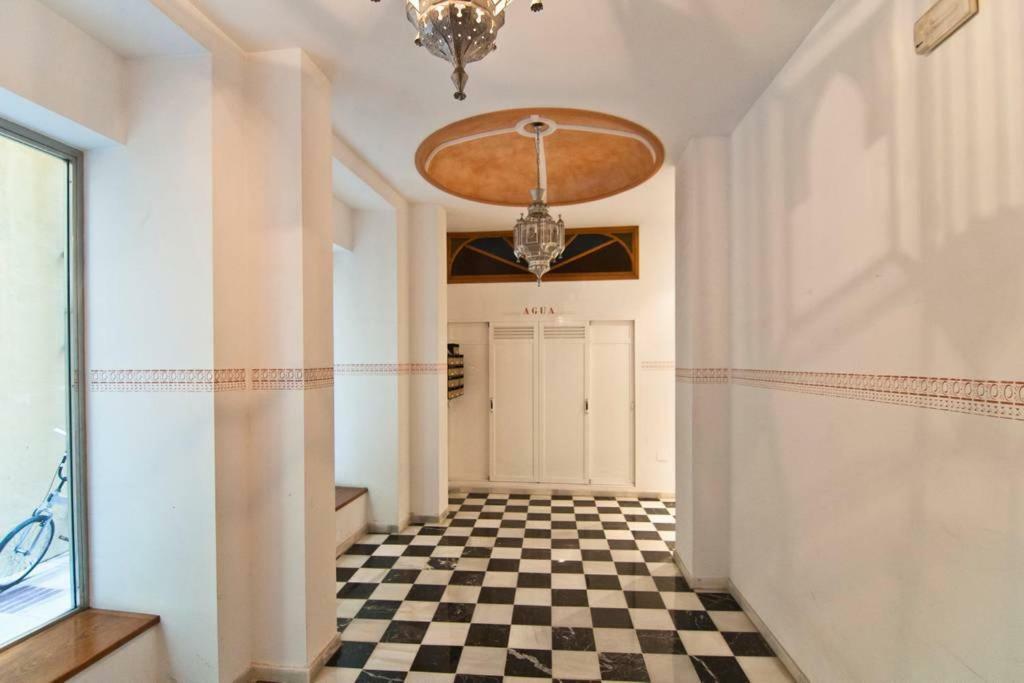 Apartamento Centro Historico Малага Экстерьер фото